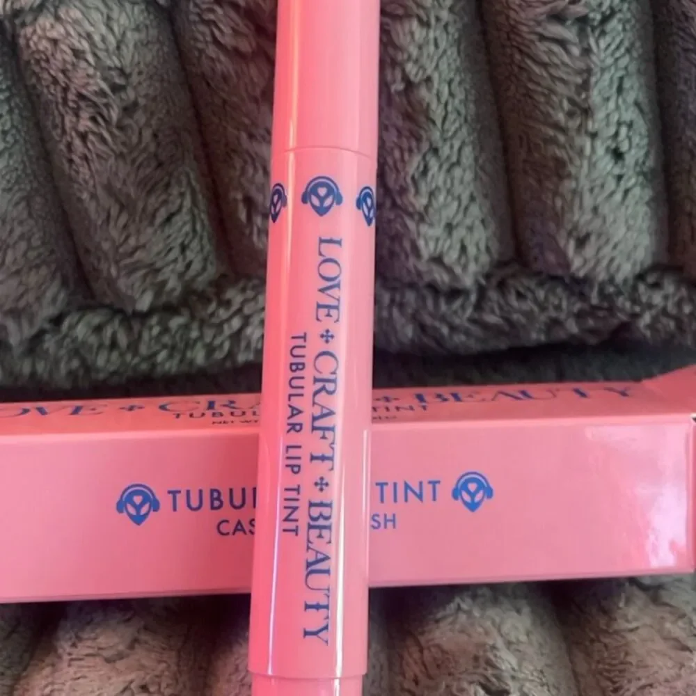 Lovecraft Beauty Tubular Lip Tint - BNIB - Cassette Crush
